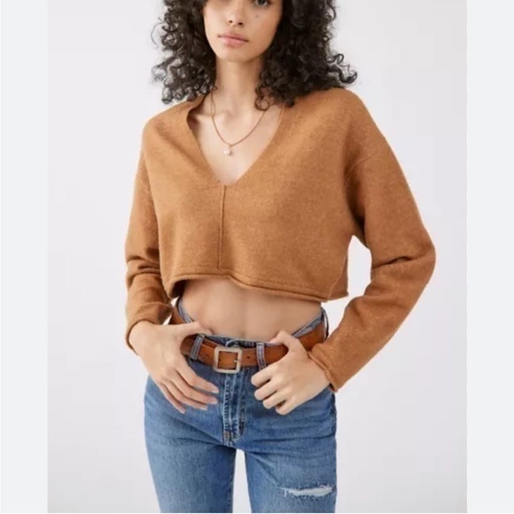Urban Outfitters BDG clarice sweater - pilled - Picture 1 of 6